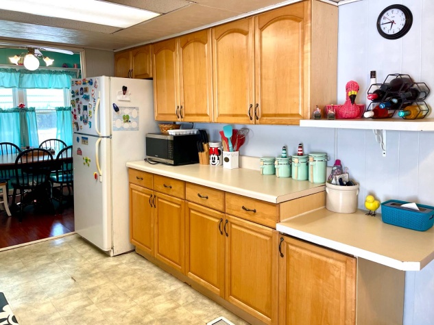 1030 Royal Palm Way, Ellenton, Florida 34222, 2 Bedrooms Bedrooms, ,2 BathroomsBathrooms,55-Plus Mobile Home,For Sale,Royal Palm Way,4582
