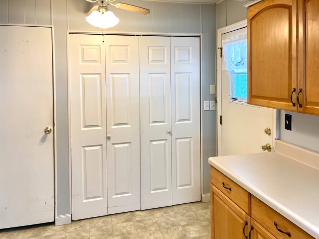 1030 Royal Palm Way, Ellenton, Florida 34222, 2 Bedrooms Bedrooms, ,2 BathroomsBathrooms,55-Plus Mobile Home,For Sale,Royal Palm Way,4582