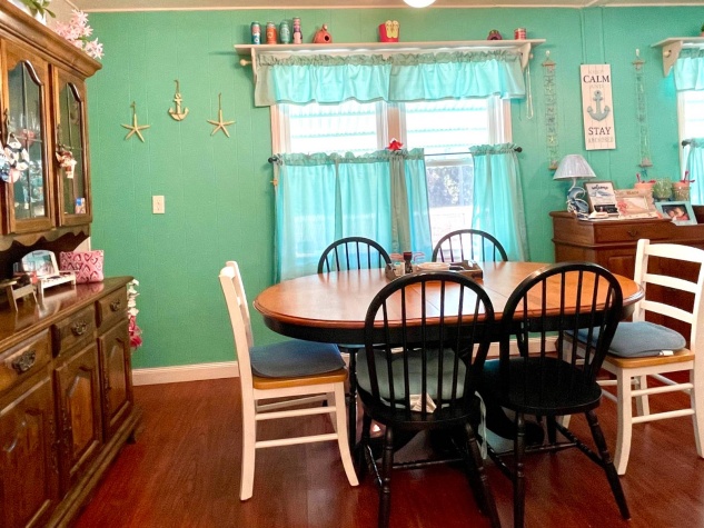 1030 Royal Palm Way, Ellenton, Florida 34222, 2 Bedrooms Bedrooms, ,2 BathroomsBathrooms,55-Plus Mobile Home,For Sale,Royal Palm Way,4582