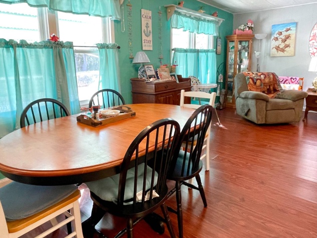 1030 Royal Palm Way, Ellenton, Florida 34222, 2 Bedrooms Bedrooms, ,2 BathroomsBathrooms,55-Plus Mobile Home,For Sale,Royal Palm Way,4582