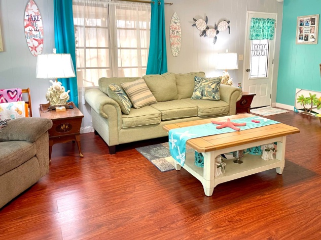 1030 Royal Palm Way, Ellenton, Florida 34222, 2 Bedrooms Bedrooms, ,2 BathroomsBathrooms,55-Plus Mobile Home,For Sale,Royal Palm Way,4582