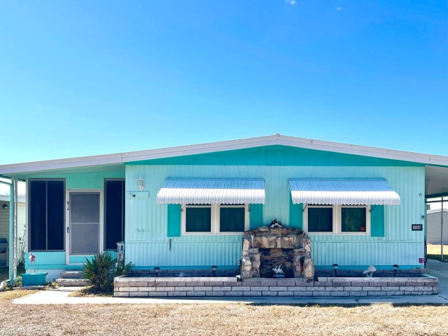 1030 Royal Palm Way, Ellenton, Florida 34222, 2 Bedrooms Bedrooms, ,2 BathroomsBathrooms,55-Plus Mobile Home,For Sale,Royal Palm Way,4582