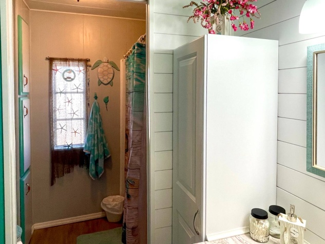 1030 Royal Palm Way, Ellenton, Florida 34222, 2 Bedrooms Bedrooms, ,2 BathroomsBathrooms,55-Plus Mobile Home,For Sale,Royal Palm Way,4582