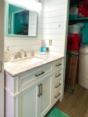 1030 Royal Palm Way, Ellenton, Florida 34222, 2 Bedrooms Bedrooms, ,2 BathroomsBathrooms,55-Plus Mobile Home,For Sale,Royal Palm Way,4582