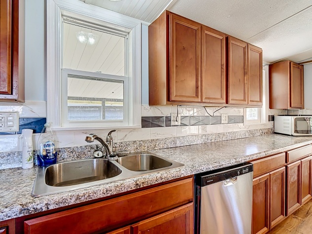 1423 Tennessee Ave, Frostproof, Florida 33843, 2 Bedrooms Bedrooms, ,2 BathroomsBathrooms,55-Plus Mobile Home,For Sale,Tennessee Ave,4583