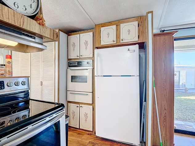 1423 Tennessee Ave, Frostproof, Florida 33843, 2 Bedrooms Bedrooms, ,2 BathroomsBathrooms,55-Plus Mobile Home,For Sale,Tennessee Ave,4583