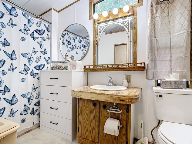 1423 Tennessee Ave, Frostproof, Florida 33843, 2 Bedrooms Bedrooms, ,2 BathroomsBathrooms,55-Plus Mobile Home,For Sale,Tennessee Ave,4583