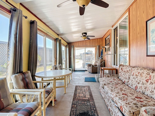 1423 Tennessee Ave, Frostproof, Florida 33843, 2 Bedrooms Bedrooms, ,2 BathroomsBathrooms,55-Plus Mobile Home,For Sale,Tennessee Ave,4583