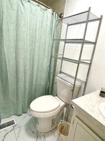 684 Harbor Circle, Ellenton, Florida 34222, 2 Bedrooms Bedrooms, ,2 BathroomsBathrooms,55-Plus Mobile Home,For Sale,Harbor Circle,4584