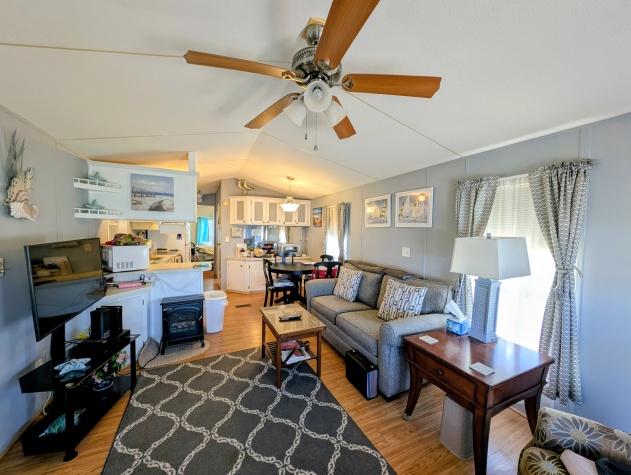 135 Wildwood Lane, Thonotosassa, Florida 33592, 1 Bedroom Bedrooms, ,1 BathroomBathrooms,55-Plus Mobile Home,For Sale,Wildwood Lane,4588