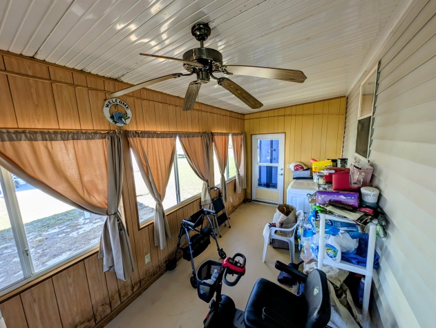 135 Wildwood Lane, Thonotosassa, Florida 33592, 1 Bedroom Bedrooms, ,1 BathroomBathrooms,55-Plus Mobile Home,For Sale,Wildwood Lane,4588