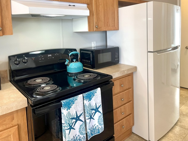 495 Sandalwood Lane, Ellenton, Florida 34222, 1 Bedroom Bedrooms, ,1 BathroomBathrooms,55-Plus Mobile Home,For Sale,Sandalwood Lane,4593