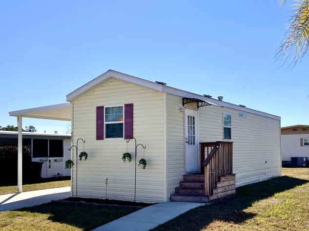 495 Sandalwood Lane, Ellenton, Florida 34222, 1 Bedroom Bedrooms, ,1 BathroomBathrooms,55-Plus Mobile Home,For Sale,Sandalwood Lane,4593