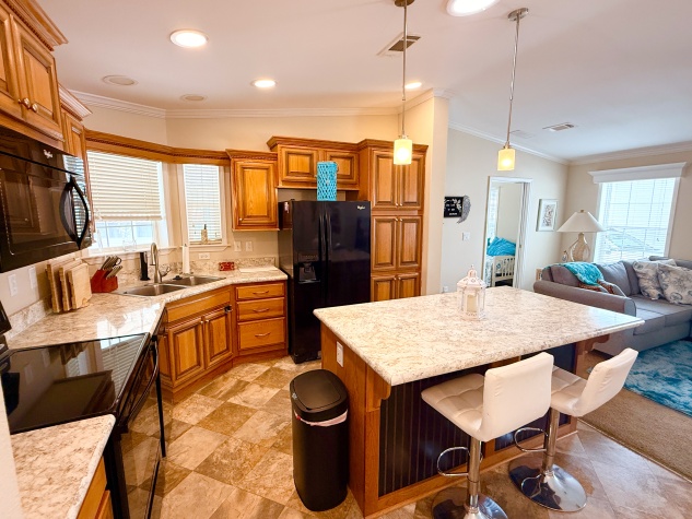 510 Poinsettia Dr, Largo, Florida 33770, 2 Bedrooms Bedrooms, ,2 BathroomsBathrooms,55-Plus Mobile Home,For Sale,Poinsettia Dr,4595