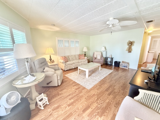 345 Golden Gate Dr., Largo, Florida 33770, 2 Bedrooms Bedrooms, ,2 BathroomsBathrooms,55-Plus Mobile Home,For Sale,Golden Gate Dr.,4598