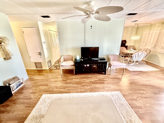 345 Golden Gate Dr., Largo, Florida 33770, 2 Bedrooms Bedrooms, ,2 BathroomsBathrooms,55-Plus Mobile Home,For Sale,Golden Gate Dr.,4598