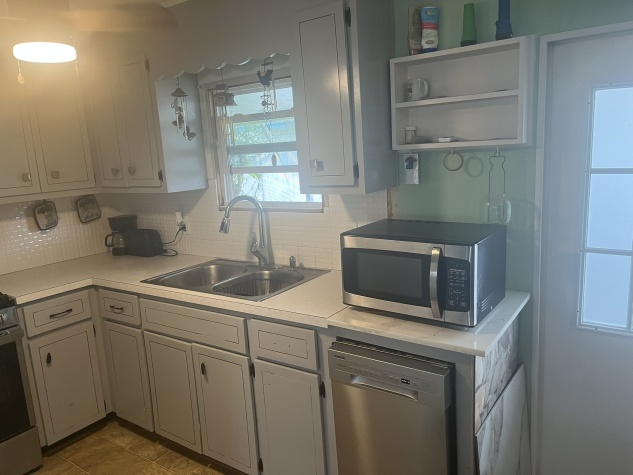 4300 Eastbay Drive, Lot 235, Clearwater, Florida 33764, 2 Bedrooms Bedrooms, ,1.5 BathroomsBathrooms,55-Plus Mobile Home,For Sale,Eastbay Drive, Lot 235,4600
