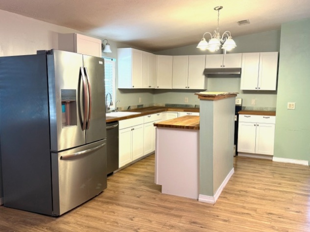 100 Hampton Road, Lot 2, Clearwater, Florida 33759, 2 Bedrooms Bedrooms, ,2 BathroomsBathrooms,55-Plus Mobile Home,For Sale,Hampton Road, Lot 2,4603