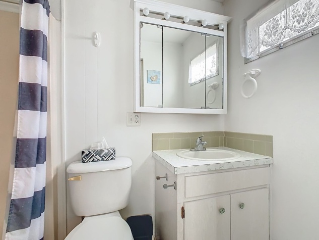 122 King Drive, Winter Haven, Florida 33884, 2 Bedrooms Bedrooms, ,2 BathroomsBathrooms,55-Plus Mobile Home,For Sale,King Drive,4606