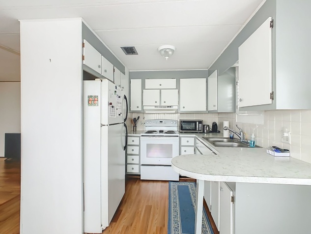 122 King Drive, Winter Haven, Florida 33884, 2 Bedrooms Bedrooms, ,2 BathroomsBathrooms,55-Plus Mobile Home,For Sale,King Drive,4606