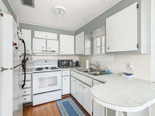 122 King Drive, Winter Haven, Florida 33884, 2 Bedrooms Bedrooms, ,2 BathroomsBathrooms,55-Plus Mobile Home,For Sale,King Drive,4606