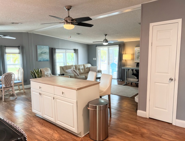 5721 Scarborough Lane, 34241, Florida 34241, 2 Bedrooms Bedrooms, ,2 BathroomsBathrooms,55-Plus Mobile Home,For Sale,Scarborough Lane,4609