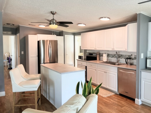 5721 Scarborough Lane, 34241, Florida 34241, 2 Bedrooms Bedrooms, ,2 BathroomsBathrooms,55-Plus Mobile Home,For Sale,Scarborough Lane,4609