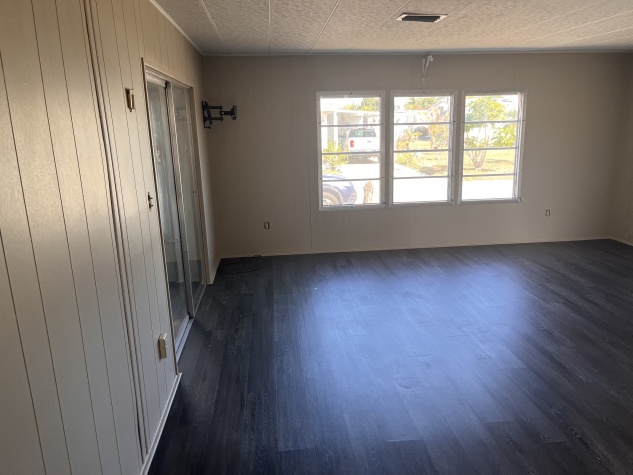 3636 Guilder St, Sarasota, Florida 34234, 2 Bedrooms Bedrooms, ,2 BathroomsBathrooms,55-Plus Mobile Home,For Sale,Guilder St,4611