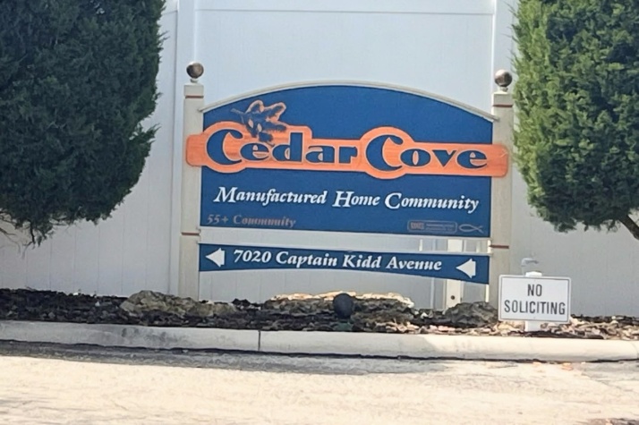 7020 Captain Kidd Ave, Lot 6, Sarasota, Florida 34241, 2 Bedrooms Bedrooms, ,2 BathroomsBathrooms,55-Plus Mobile Home,For Sale,Captain Kidd Ave, Lot 6,4612