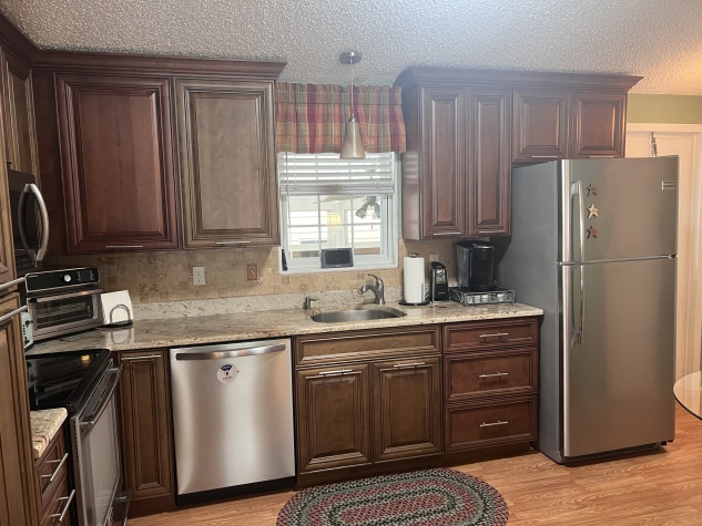 7020 Captain Kidd Ave, Lot 6, Sarasota, Florida 34241, 2 Bedrooms Bedrooms, ,2 BathroomsBathrooms,55-Plus Mobile Home,For Sale,Captain Kidd Ave, Lot 6,4612