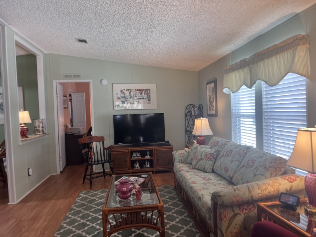 7020 Captain Kidd Ave, Lot 6, Sarasota, Florida 34241, 2 Bedrooms Bedrooms, ,2 BathroomsBathrooms,55-Plus Mobile Home,For Sale,Captain Kidd Ave, Lot 6,4612