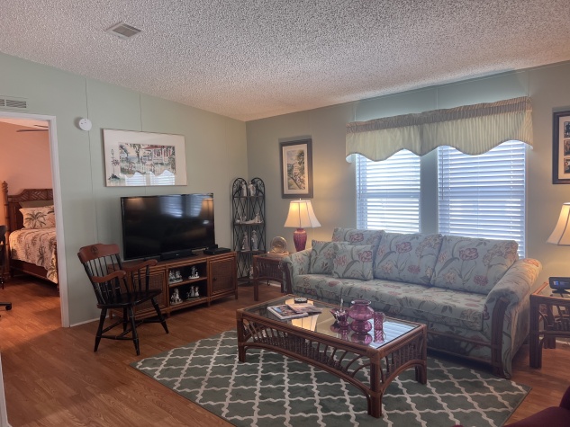 7020 Captain Kidd Ave, Lot 6, Sarasota, Florida 34241, 2 Bedrooms Bedrooms, ,2 BathroomsBathrooms,55-Plus Mobile Home,For Sale,Captain Kidd Ave, Lot 6,4612