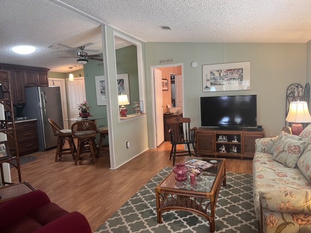 7020 Captain Kidd Ave, Lot 6, Sarasota, Florida 34241, 2 Bedrooms Bedrooms, ,2 BathroomsBathrooms,55-Plus Mobile Home,For Sale,Captain Kidd Ave, Lot 6,4612