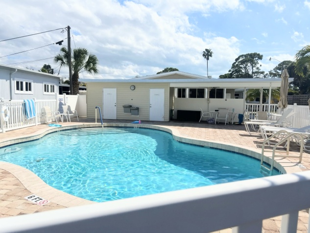7020 Captain Kidd Ave, Lot 6, Sarasota, Florida 34241, 2 Bedrooms Bedrooms, ,2 BathroomsBathrooms,55-Plus Mobile Home,For Sale,Captain Kidd Ave, Lot 6,4612