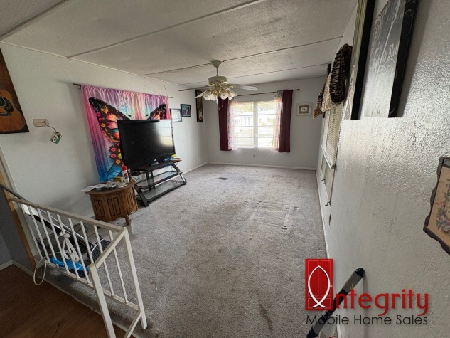 11 Orange St, Deland, Florida 32724, 2 Bedrooms Bedrooms, ,1 BathroomBathrooms,55-Plus Mobile Home,For Sale,Orange St,4615