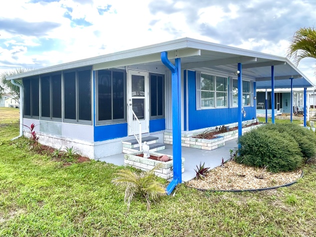 544 Montego Lane N, Ellenton, Florida 34222, 2 Bedrooms Bedrooms, ,2 BathroomsBathrooms,55-Plus Mobile Home,For Sale,Montego Lane N,4617