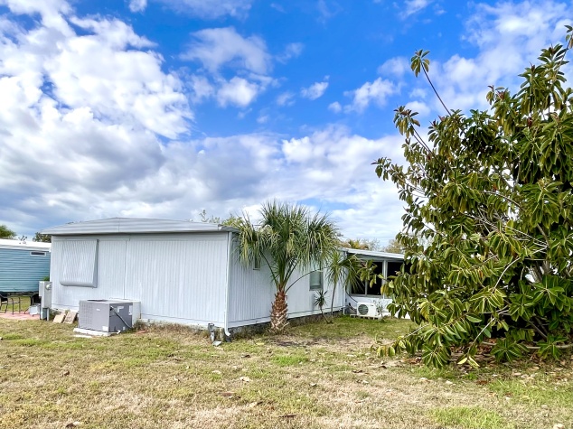 544 Montego Lane N, Ellenton, Florida 34222, 2 Bedrooms Bedrooms, ,2 BathroomsBathrooms,55-Plus Mobile Home,For Sale,Montego Lane N,4617