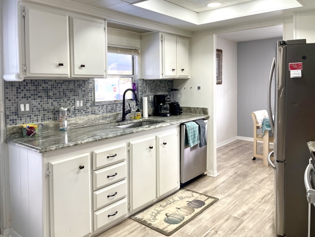 544 Montego Lane N, Ellenton, Florida 34222, 2 Bedrooms Bedrooms, ,2 BathroomsBathrooms,55-Plus Mobile Home,For Sale,Montego Lane N,4617