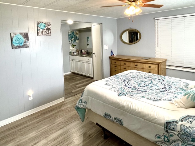 544 Montego Lane N, Ellenton, Florida 34222, 2 Bedrooms Bedrooms, ,2 BathroomsBathrooms,55-Plus Mobile Home,For Sale,Montego Lane N,4617