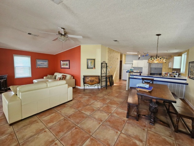 2625 88th St E, Palmetto, Florida 34221, 2 Bedrooms Bedrooms, ,2 BathroomsBathrooms,55-Plus Mobile Home,For Sale,88th St E,4618