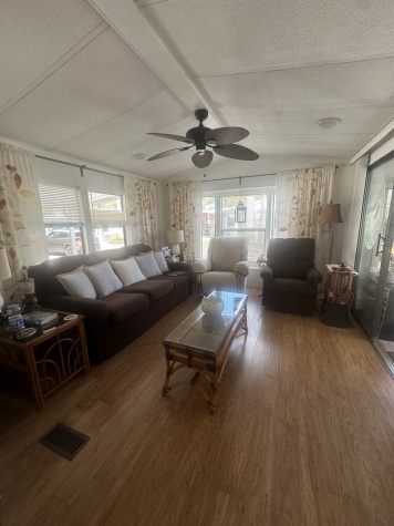 8225 Arevee Dr, Lot 908, New Port Richey, Florida 34653, 1 Bedroom Bedrooms, ,1 BathroomBathrooms,55-Plus Mobile Home,For Sale,Arevee Dr, Lot 908,4624