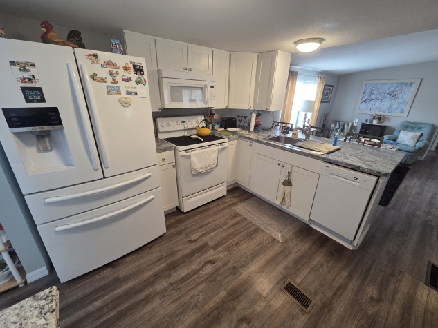 7834 Sunrunner Dr, New Port Richey, Florida 34653, 3 Bedrooms Bedrooms, ,2 BathroomsBathrooms,55-Plus Mobile Home,For Sale,Sunrunner Dr,4629