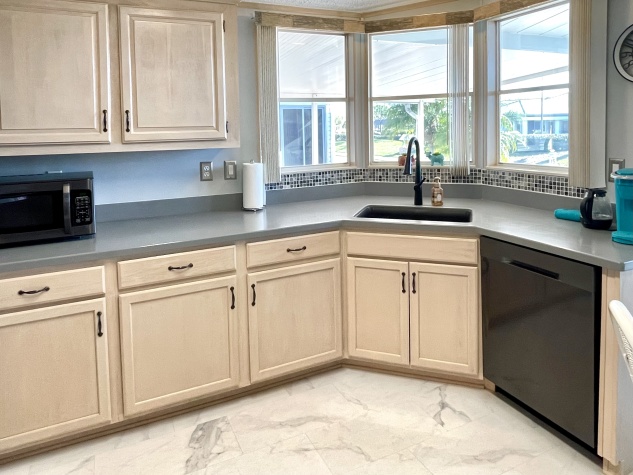 8616 26th Ave E, Palmetto, Florida 34221, 2 Bedrooms Bedrooms, ,2 BathroomsBathrooms,55-Plus Mobile Home,For Sale,26th Ave E,4630