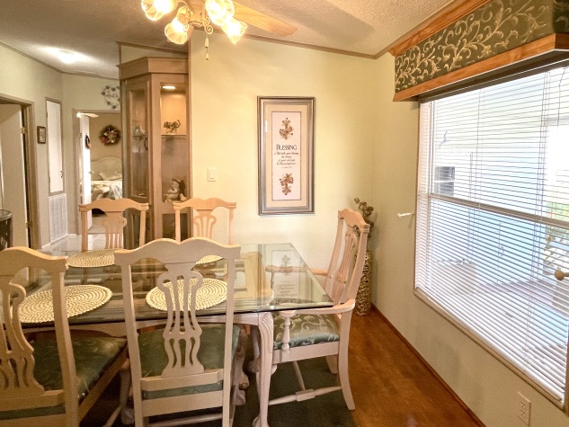 8616 26th Ave E, Palmetto, Florida 34221, 2 Bedrooms Bedrooms, ,2 BathroomsBathrooms,55-Plus Mobile Home,For Sale,26th Ave E,4630