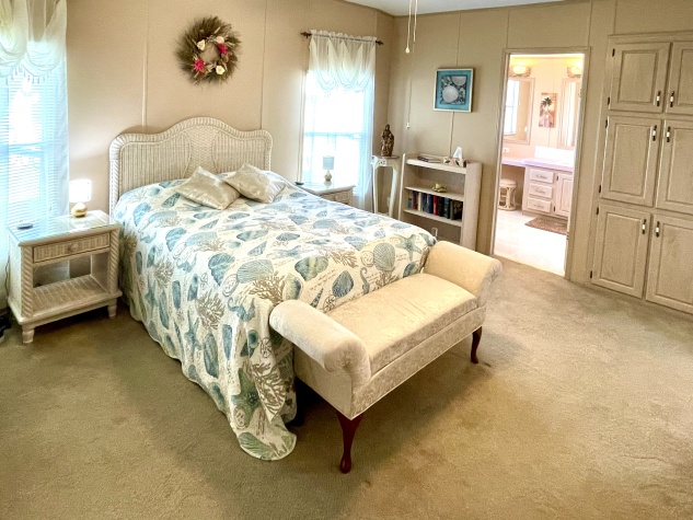 8616 26th Ave E, Palmetto, Florida 34221, 2 Bedrooms Bedrooms, ,2 BathroomsBathrooms,55-Plus Mobile Home,For Sale,26th Ave E,4630