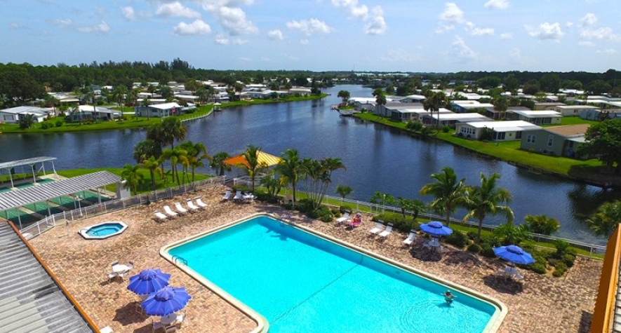 8775 20th Street, Lot 564, Vero Beach, Florida 32996, 2 Bedrooms Bedrooms, ,2 BathroomsBathrooms,55-Plus Mobile Home,For Sale,20th Street, Lot 564,4631