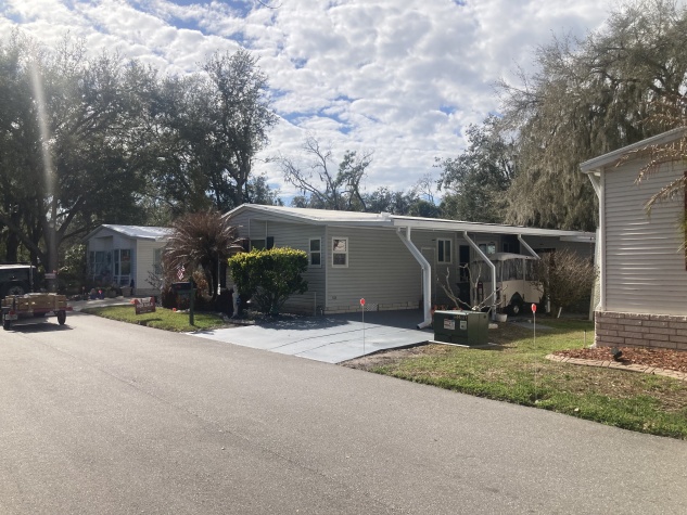 10005 King Oak Dr, Riverview, Florida 33569, 2 Bedrooms Bedrooms, ,2 BathroomsBathrooms,55-Plus Mobile Home,For Sale,King Oak Dr,4632