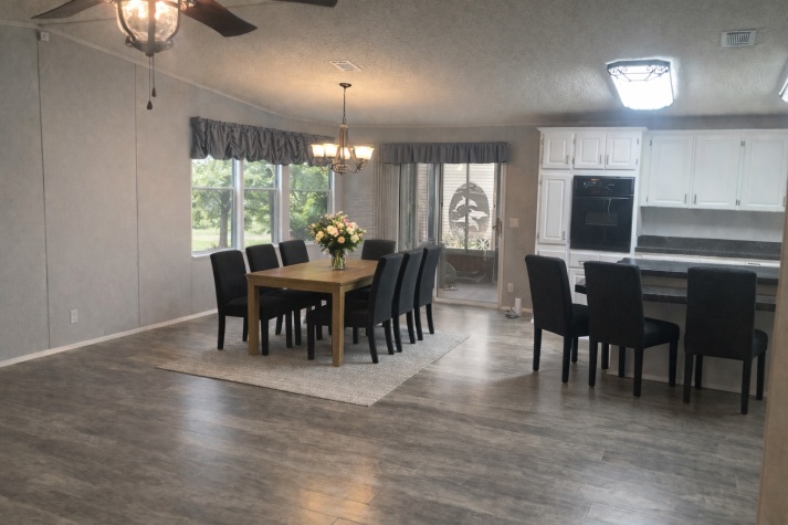 10005 King Oak Dr, Riverview, Florida 33569, 2 Bedrooms Bedrooms, ,2 BathroomsBathrooms,55-Plus Mobile Home,For Sale,King Oak Dr,4632