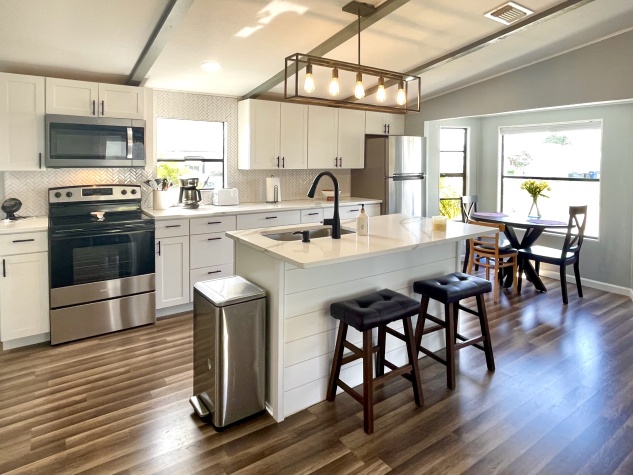 4212 Long Lake Way, Ellenton, Florida 34222, 2 Bedrooms Bedrooms, ,2 BathroomsBathrooms,55-Plus Mobile Home,For Sale,Long Lake Way,4645