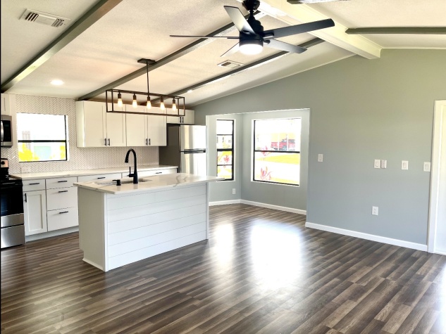 4212 Long Lake Way, Ellenton, Florida 34222, 2 Bedrooms Bedrooms, ,2 BathroomsBathrooms,55-Plus Mobile Home,For Sale,Long Lake Way,4645